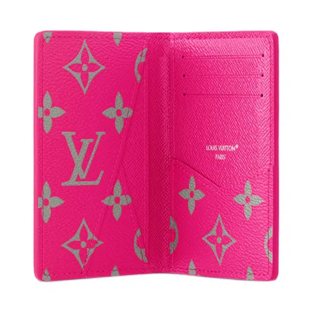 LOUIS VUITTON Monogram Glow Monogram Glow
