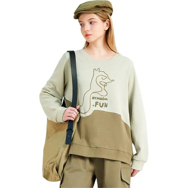 木果果木 拼接刺绣动物印花卡通动漫常规长袖通勤套头卫衣 女款