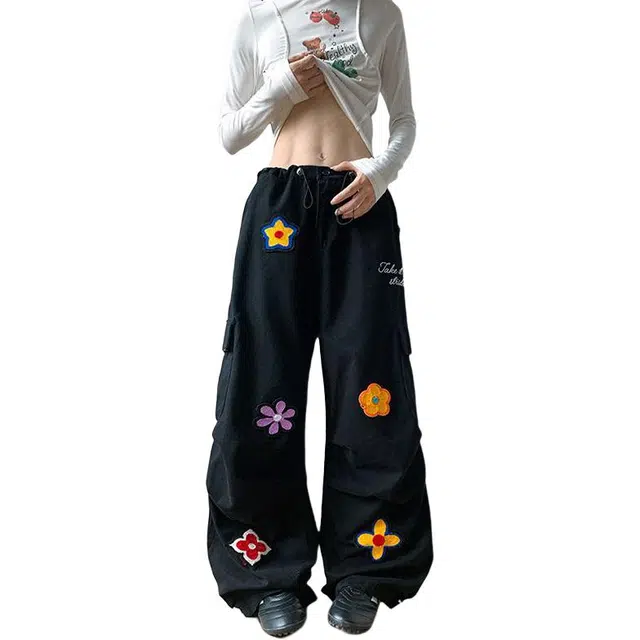 潮人榜    美式彩色花朵刺绣设计感潮牌百搭宽松抽绳松紧腰秋季街头重工多口袋阔腿裤工装休闲裤 男女同款