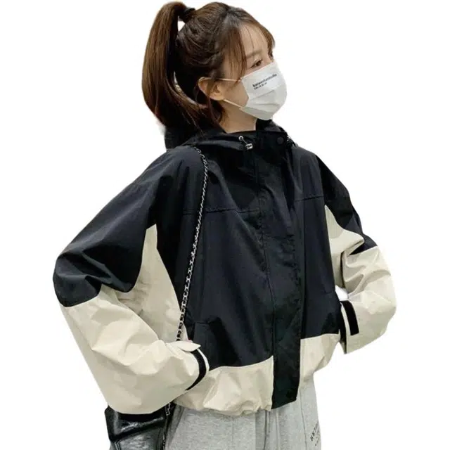 敲模女孩 美式复古工装风拼接连帽休闲撞色夹克 女款