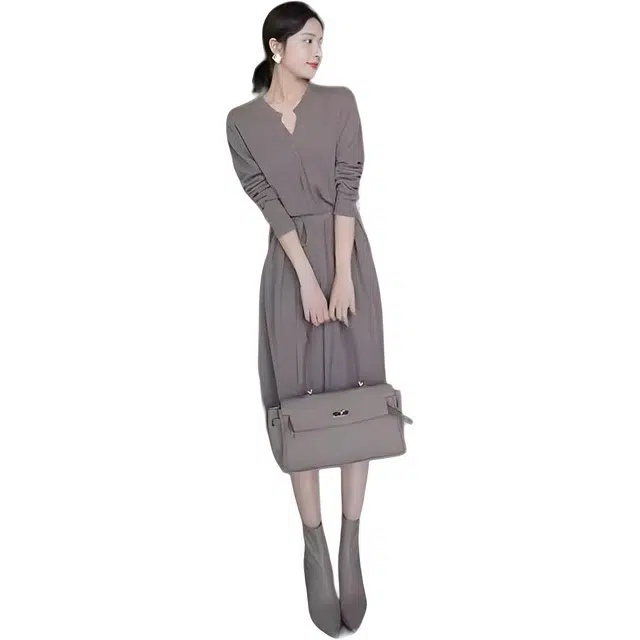 沐晓欣 针织裙女秋冬内搭长款过膝收腰显瘦气质毛衣打底裙子长袖连衣裙 女款