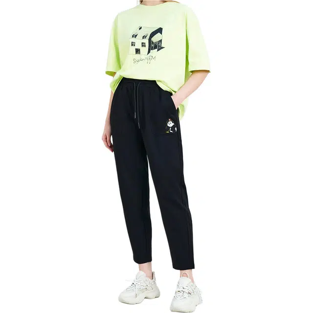 木果果木 夏季 简约宽松九分小熊猫印花针织休闲裤 女款