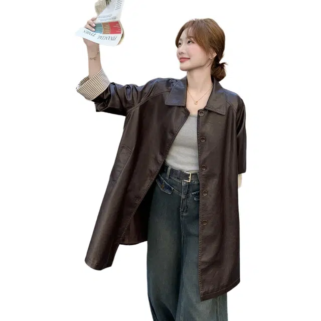 稻草人 美式复古时尚休闲单排扣翻领巴恩风风衣式皮衣外套 女款