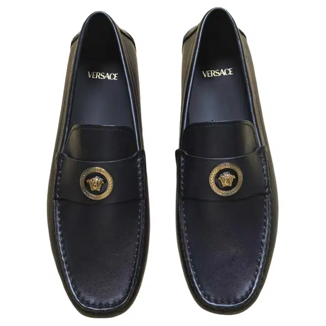 VERSACE