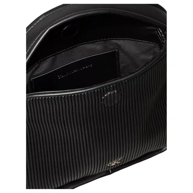 CALVIN KLEIN PU