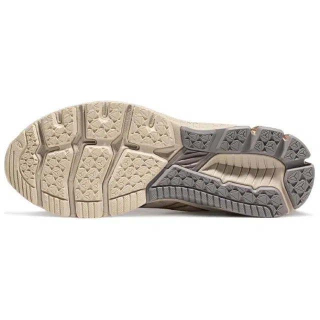 Asics GT-1000 10