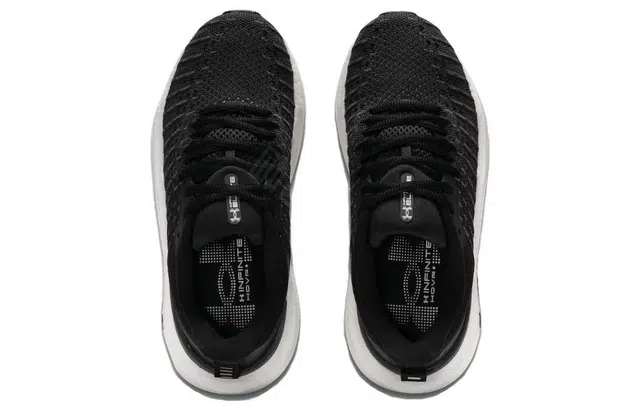 Under Armour UA INFINITE ELITE