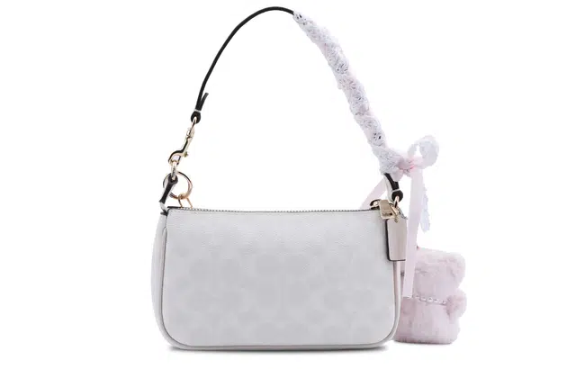 COACH Nolita 19