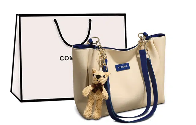 COMELY Tote