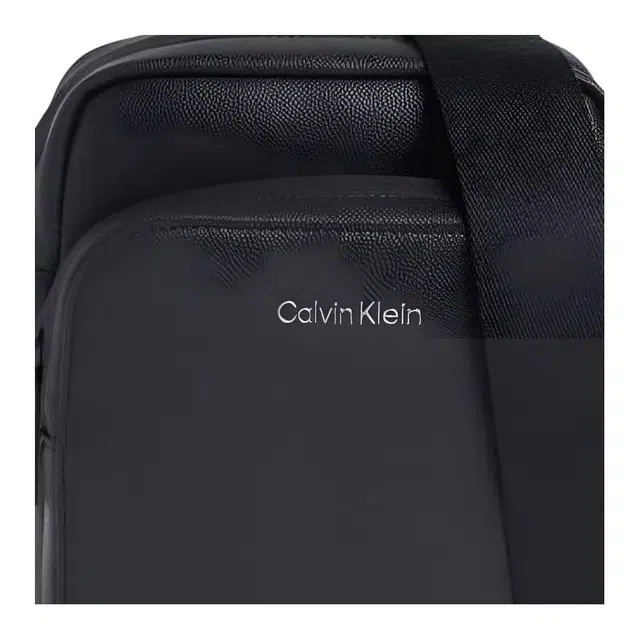 CALVIN KLEIN