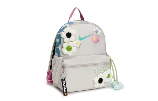 Nike 811