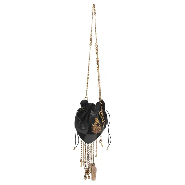 Chloe Chteau Treasures