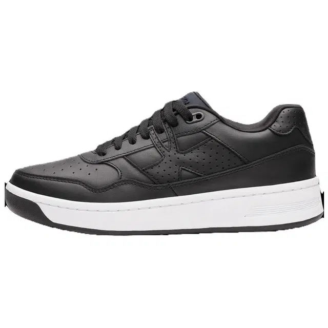 Under Armour UA Court 96