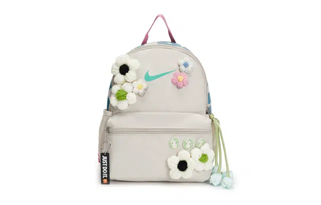 Nike 811