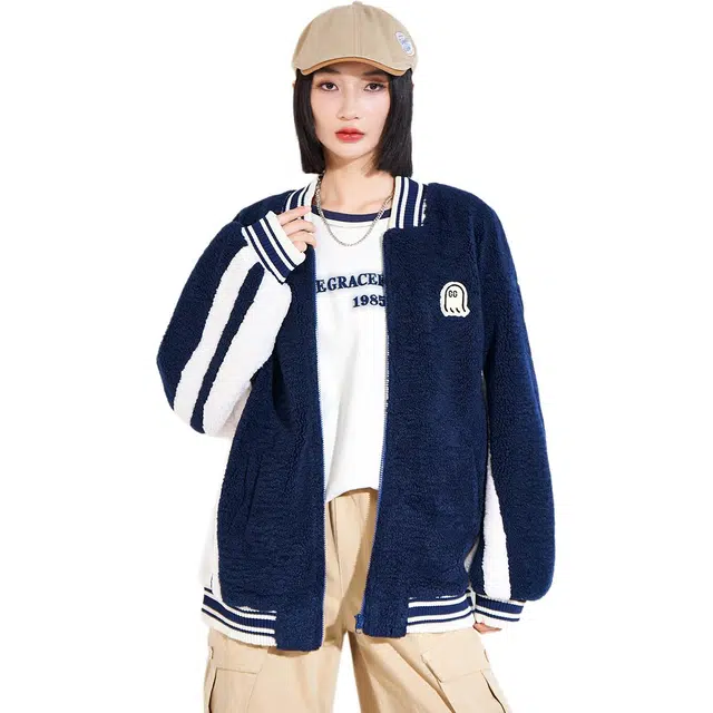 木果果木 秋冬 软糯撞色形状绒感外套 宽松 女款