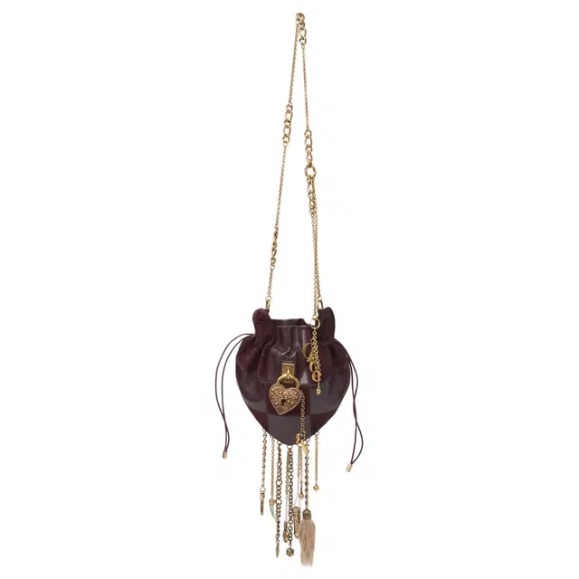 Chloe Chteau Treasures
