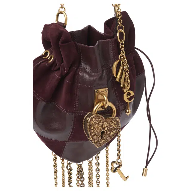 Chloe Chteau Treasures