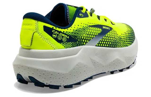 Brooks Caldera 6