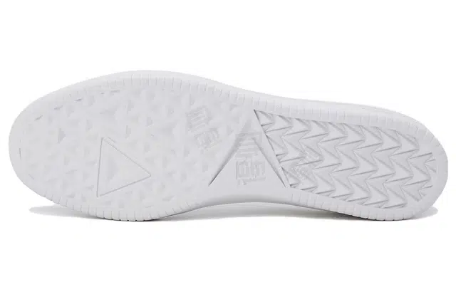 DESCENTE Sport Style Edge Court