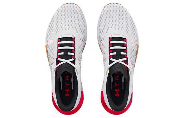 Under Armour TriBase Reign 4
