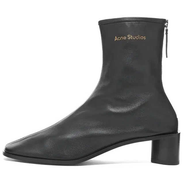 Acne Studios