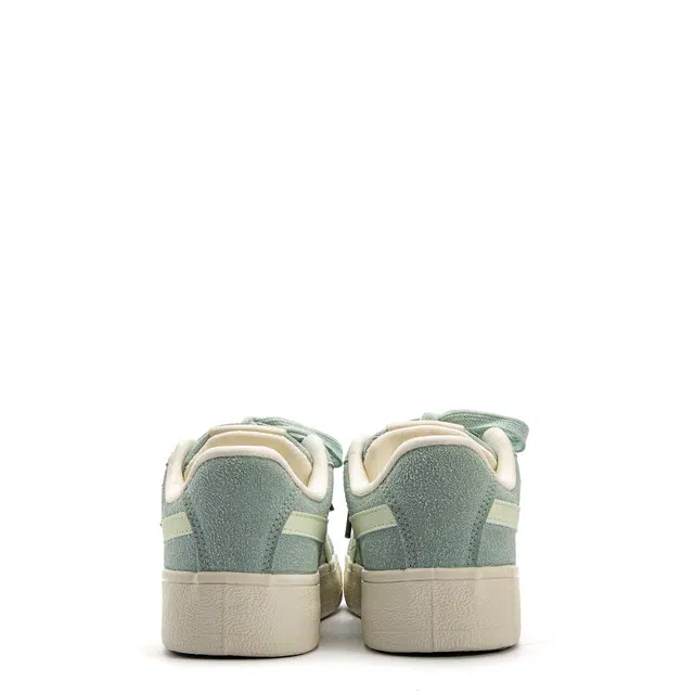 时尚舒适百搭经典 减震耐磨 低帮 板鞋 女款