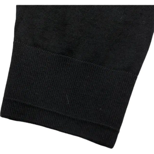 迪柯尼 纯色简约圆领修身保暖毛衣 男款