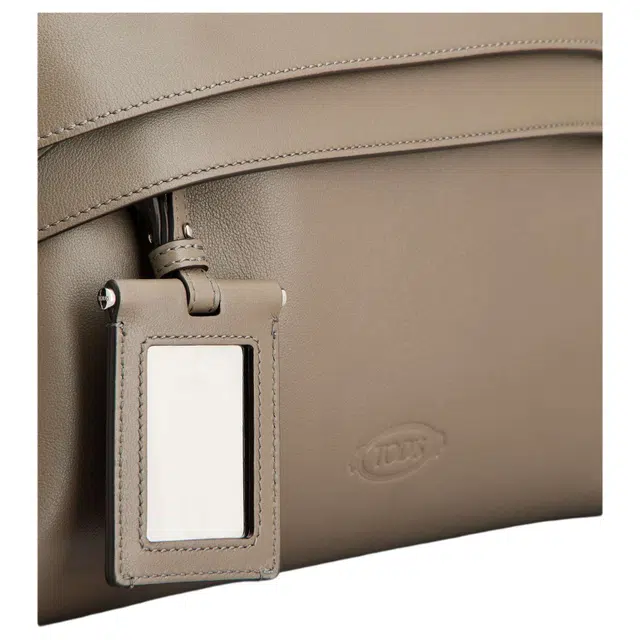 TOD'S T