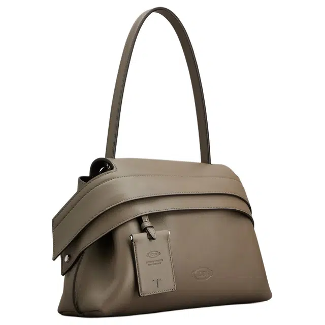 TOD'S T