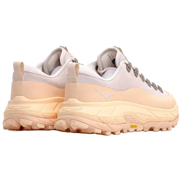 HOKA ONE ONE Tor Summit