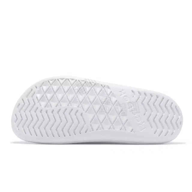 Reebok CLEAN SLIDE