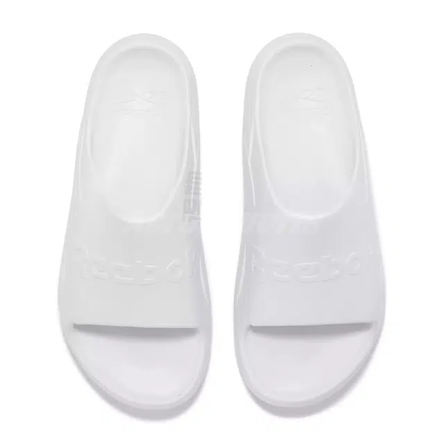 Reebok CLEAN SLIDE