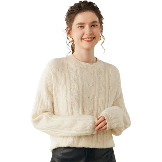 稻草人 轻盈柔软温暖舒适宽松百搭时尚麻花纹秋冬打底羊绒衫 女款