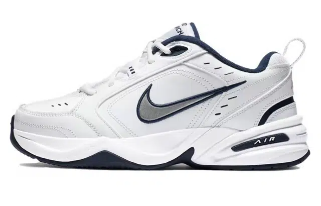 Nike Air Monarch 4