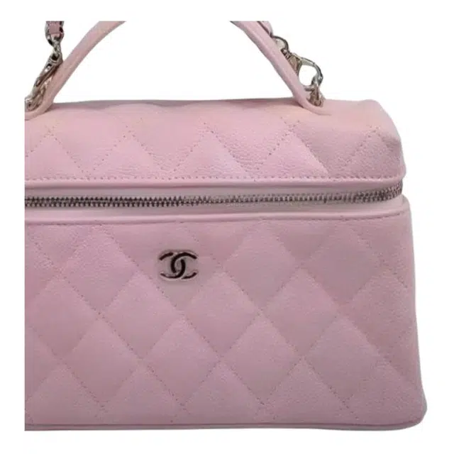 CHANEL C Logo