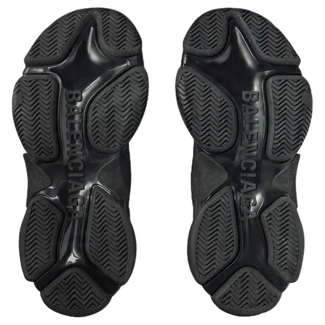 Balenciaga Triple S 2020