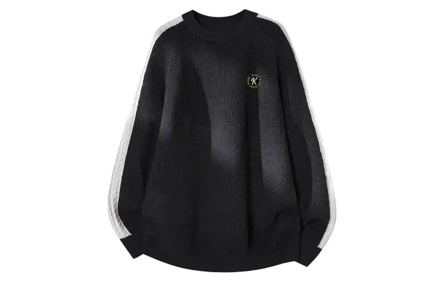 空白町 高街个性复古慵懒感简约休闲户外通勤旅游保暖潮流品牌字母胸针学院圆领长袖套头舒适百搭时尚宽松基础款针织衫  男女同款