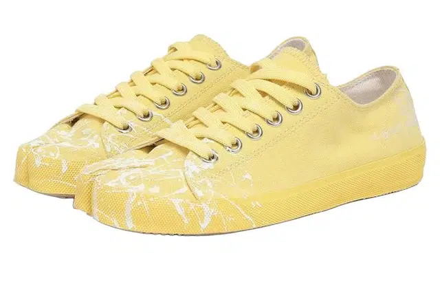 Maison Margiela Tabi Paint