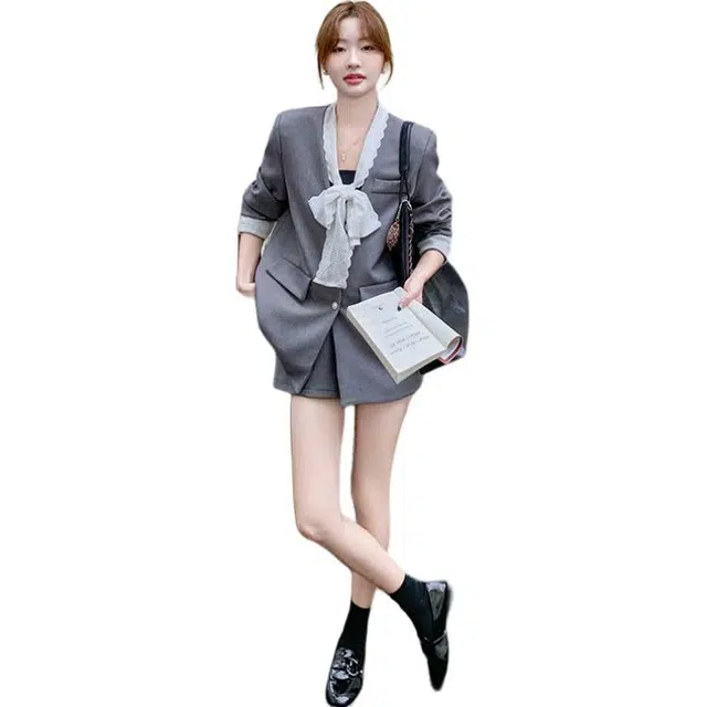 袋鼠 蕾丝系带上衣时尚韩系通勤职业短裤两件套西装套装 女款