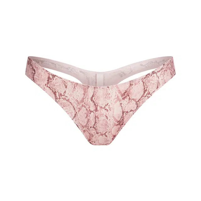 SKIMS FW25 SHINE FOUNDATIONS DIPPED THONG