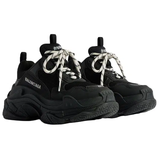 Balenciaga Triple S 2020