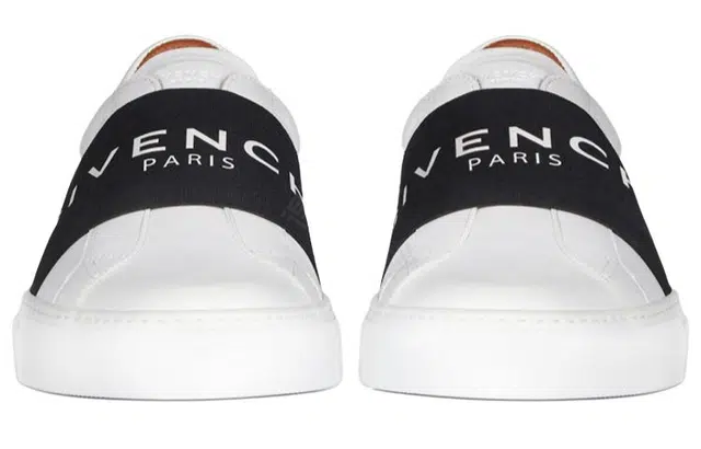 GIVENCHY