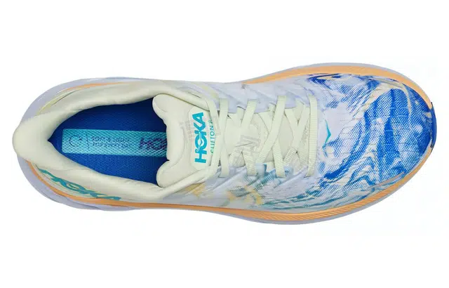 HOKA ONE ONE Clifton 8 Wide