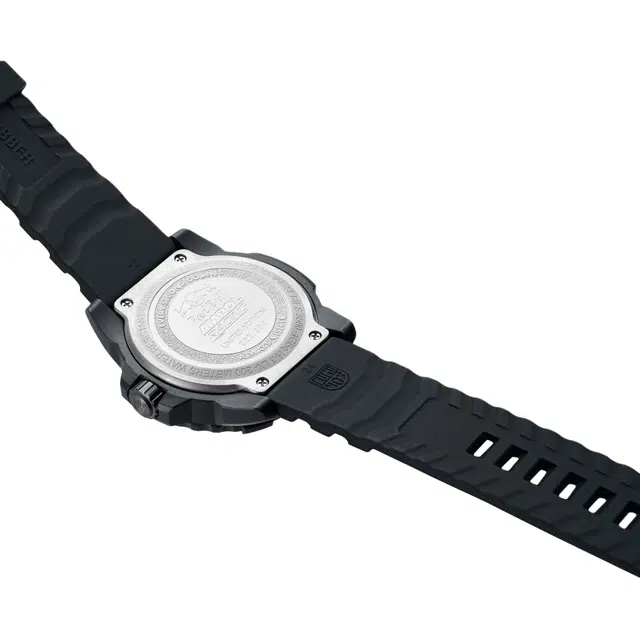 LUMINOX x 200 45mm CARBONOX