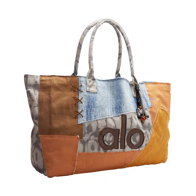 alo yoga Tote