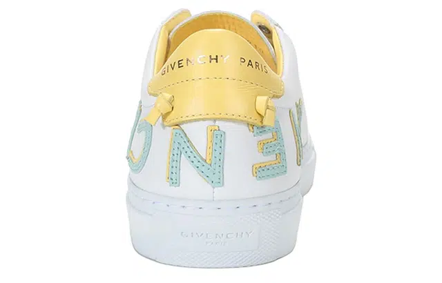 GIVENCHY Urban Street