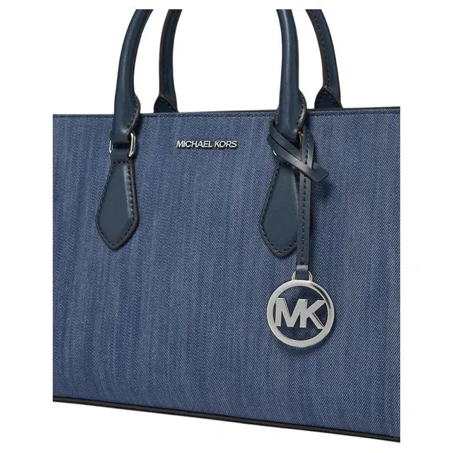 MICHAEL KORS MK Sheila Logo Tote
