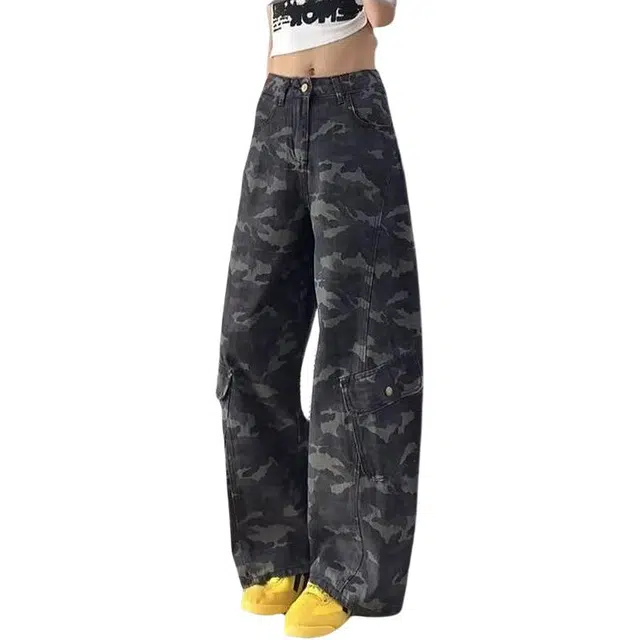 如续 设计感美式迷彩辣妹弯刀裤百搭显瘦多口袋阔腿休闲工装裤 女款