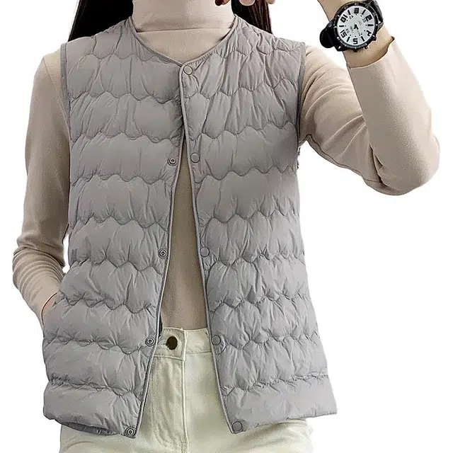 缪斯的诱惑 美式潮流高街纯色基础款圆领简约时尚休闲通勤百搭舒适单排扣户外内搭打底马甲 女款