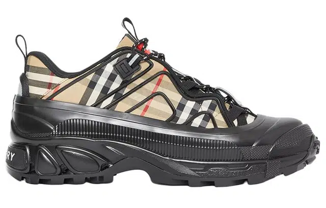 Burberry Arthur